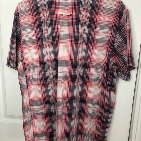 Medium Columbia shirt - Picture 2 of 2